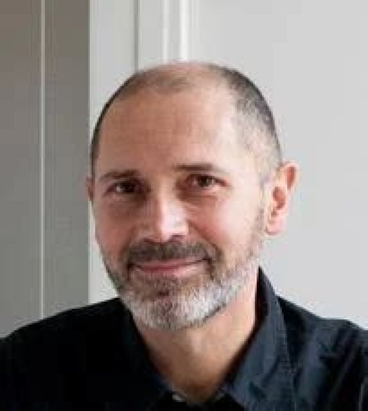 christophe andré épouse: Christophe André, der bekannte Psychiater und Autor, ist mitder Journalistin Camille Romain verheiratet