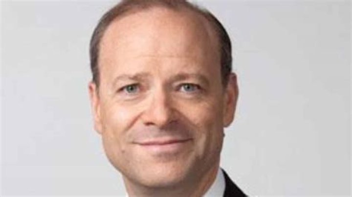 Christopher Viehbacher Net Worth (2024) | wallmine
