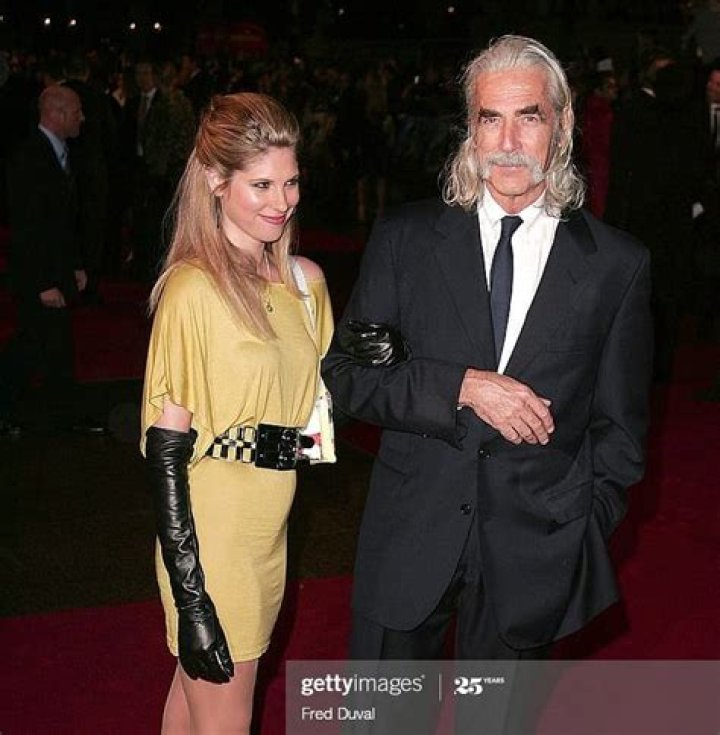 Cleo Rose Elliott | Wikipedia, Bio, Age, Boyfriend Randy Christopher Bates, Height, Date of Birth, Net worth and Music Career