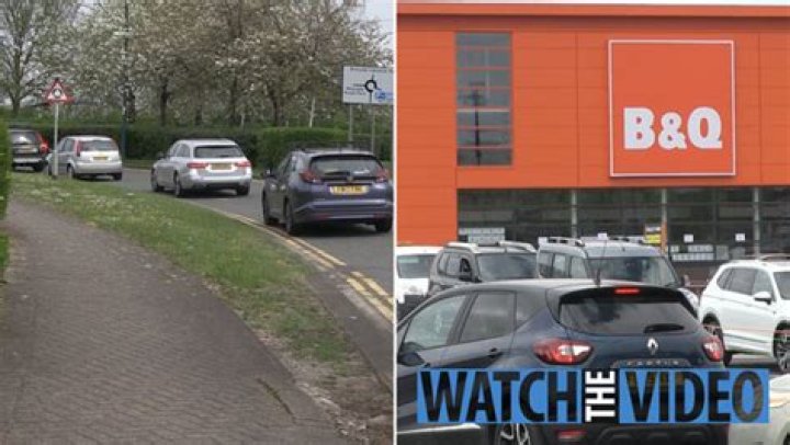 Cops forced to turn shoppers away from B&Q after 400 cars turn up to collect orders despite coronavirus lockdown – The Sun