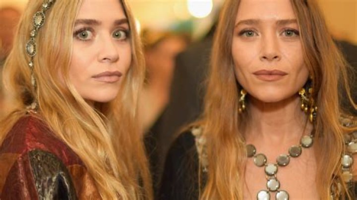 Copy Mary-Kate & Ashley's Hair In 4 Simple Steps