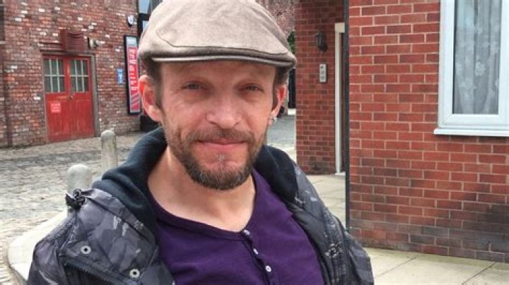 Coronation Street actor Gareth Berliner rushed to hospital with sepsis