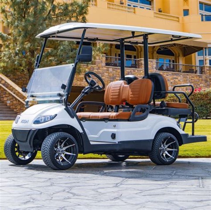 Cruising in Style: Joe’s Carts Unveils the Ultimate ICON and EPIC Electric Golf Cart Experience