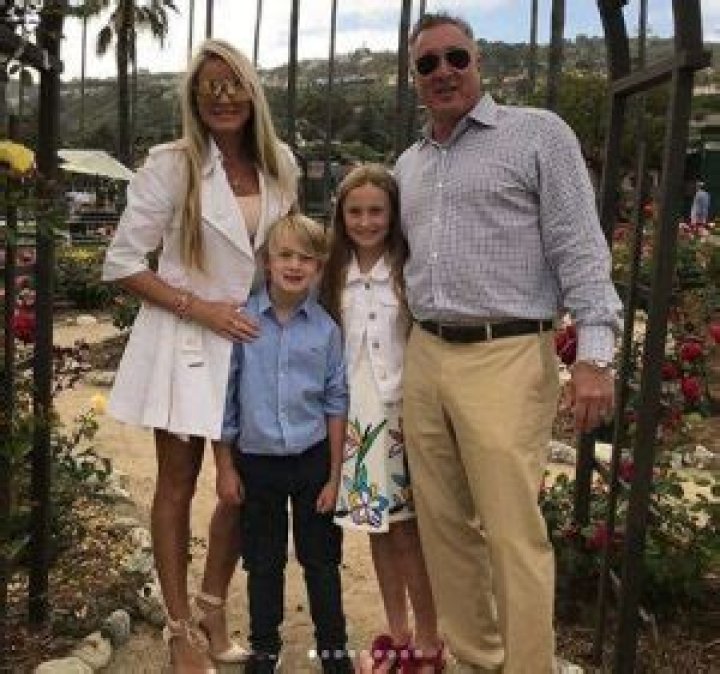 
Dahm Triplets Bio, Wiki, Age, Net Worth, Married, Husband & Children