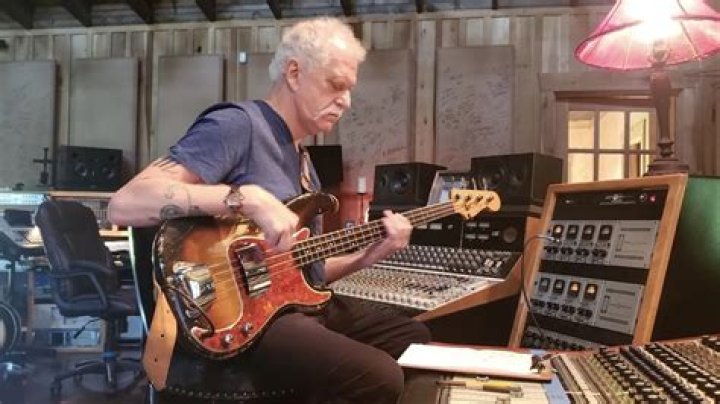 Dave Roe Obituary: Nashville Bass Legend and Famous Musician dies at 64