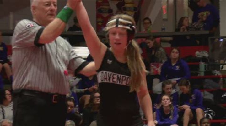 Davenport girls wrestling earns two wins on successful Thursday night