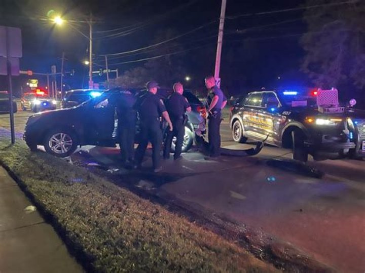 Davenport suspect threw marijuana from car during pursuit, police allege