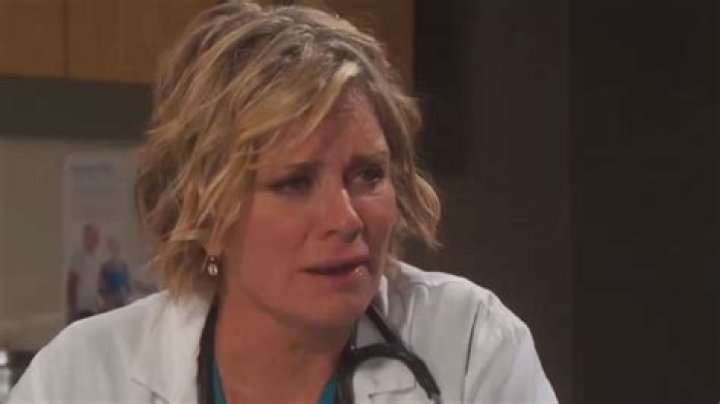 Days of our Lives spoilers: Kayla is torn between Steve and Justin