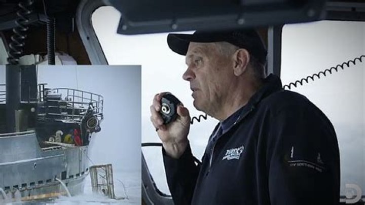 Deadliest Catch exclusive: Southern Wind jammed in the ice hoping for crab miracle