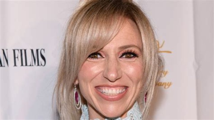Debbie Gibson’s Net Worth: Earnings of The Singer-Songwriter