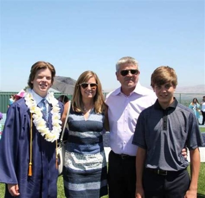 Debbie McLellan: Meet Todd McLellan’s Wife And Childrens