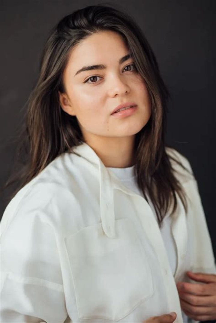 Devery Jacobs Biography, Age, Height, Net Worth, Relationship