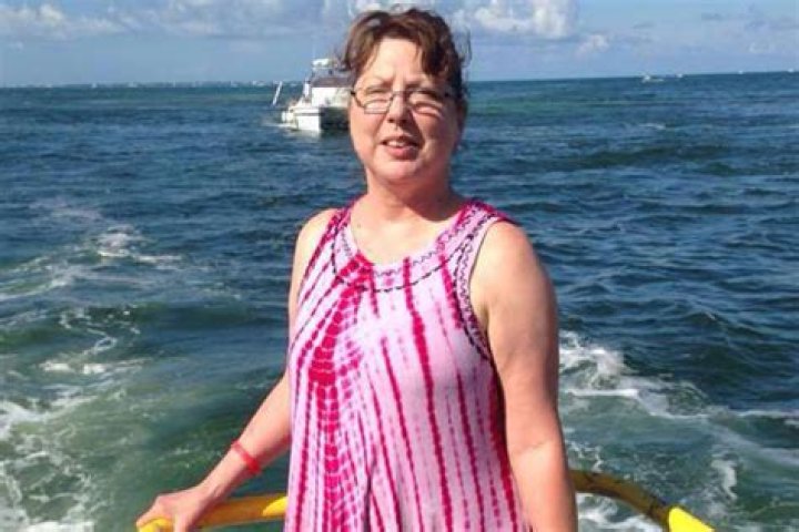 Diana Ramos' coworker speaks out after American Airlines flight attendant found dead with sock in her mouth at hotel