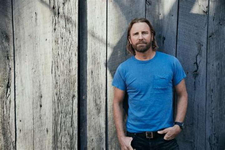 Dierks Bentley Net Worth 2024 [Salary Details]