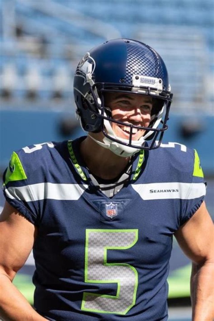 Does Jason Myers Have A Sister? Seahawks Kicker Family Life
