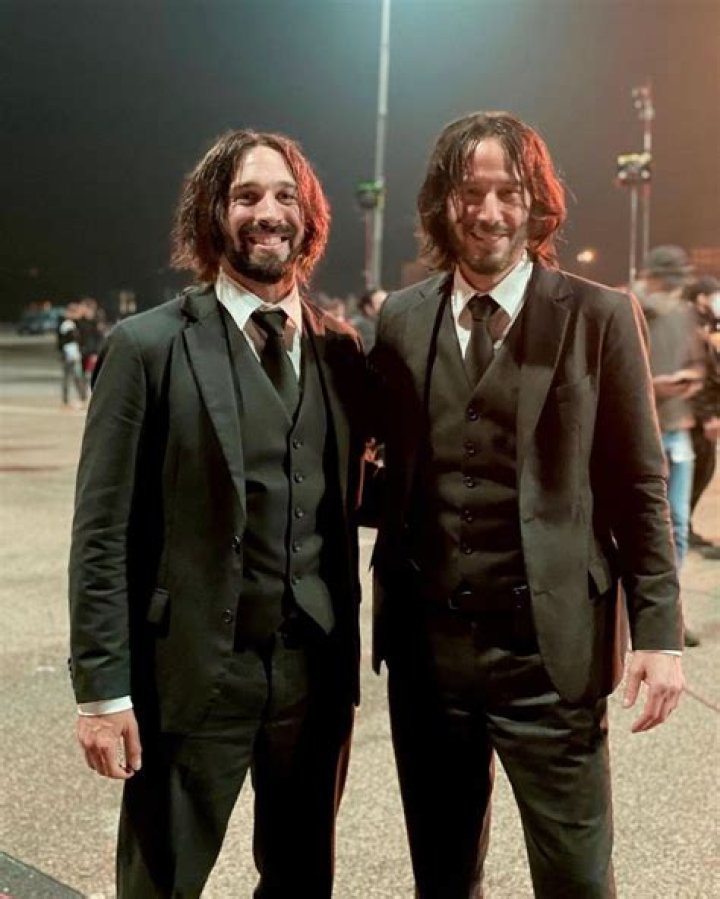 Does Keanu Reeves Do His Own Stunts?