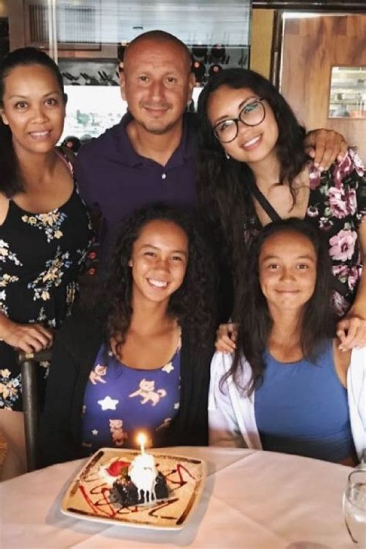 Does Leylah Annie Fernandez Have Brother? Sister Bianca Jolie