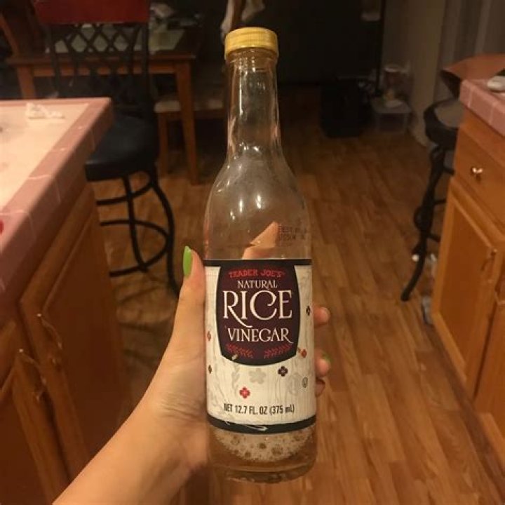 Does Trader Joe’s sell vinegar?