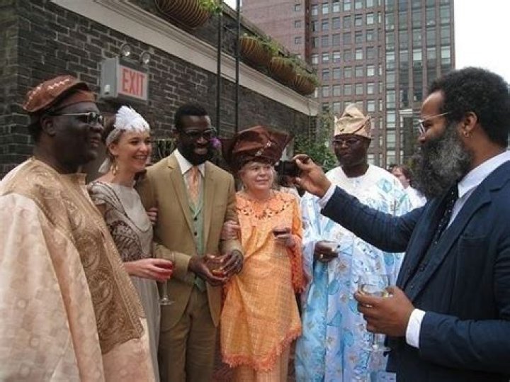 Domitille Collardey: Who Is She? The Good Cartoonist Tunde Adebimpe’s Wife