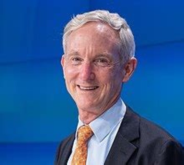 Dr. F. Thomson Leighton Net Worth (2024)