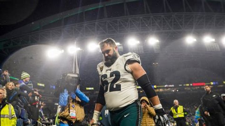 Eagles center Jason Kelce intends to retire after 13 NFL seasons, AP sources say