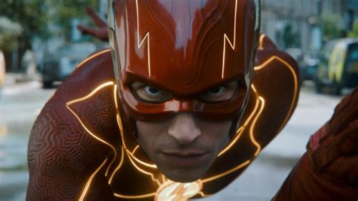 Easter Eggs And References You Missed In The Flash