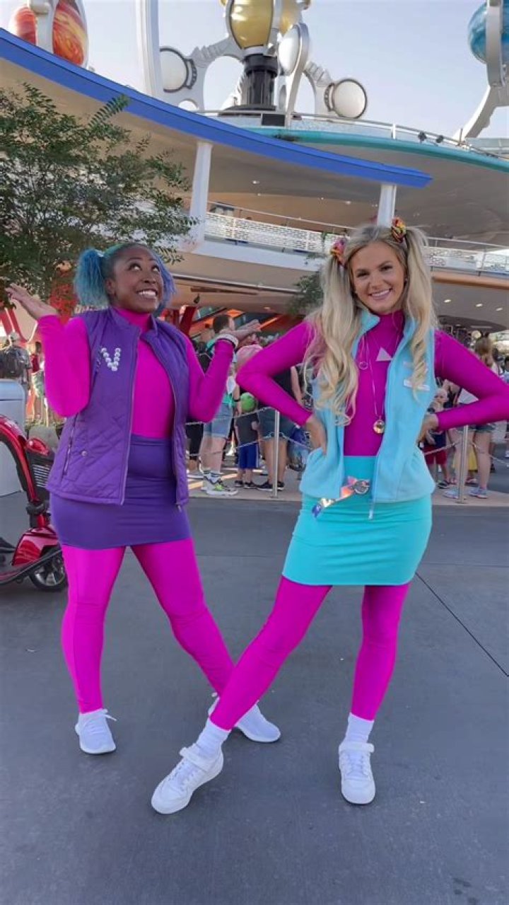 Easy Zenon Halloween Costume Ideas, Because Why Wouldn't You Want To Be A Supernova Girl?