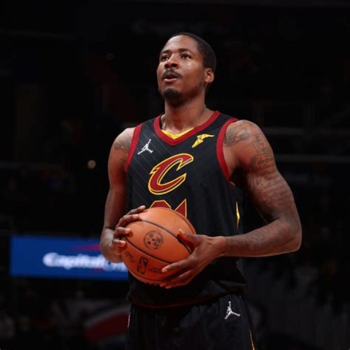 Ed Davis: NBA, Injuries, Family & Net Worth [2023 Update]
