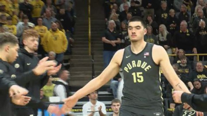 Edey, No. 2 Purdue too much for Hawkeyes