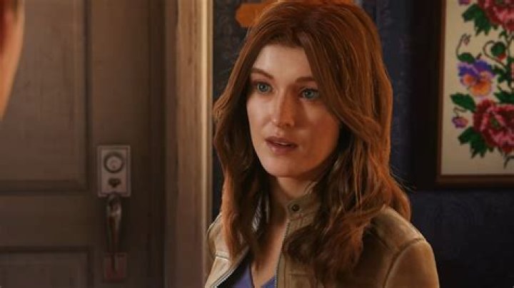 Elizabeth Banks Told She Was Too Old To Play Mary Jane Watson In Spider-Man Movie