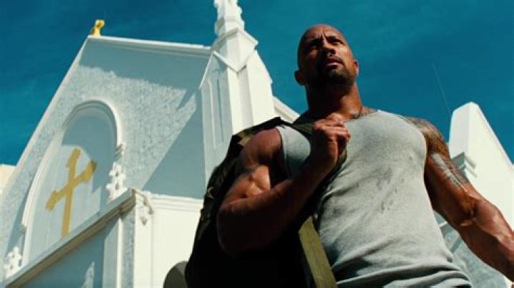 Emily Blunt in Talks to Reunite With Dwayne Johnson in UFC Biopic