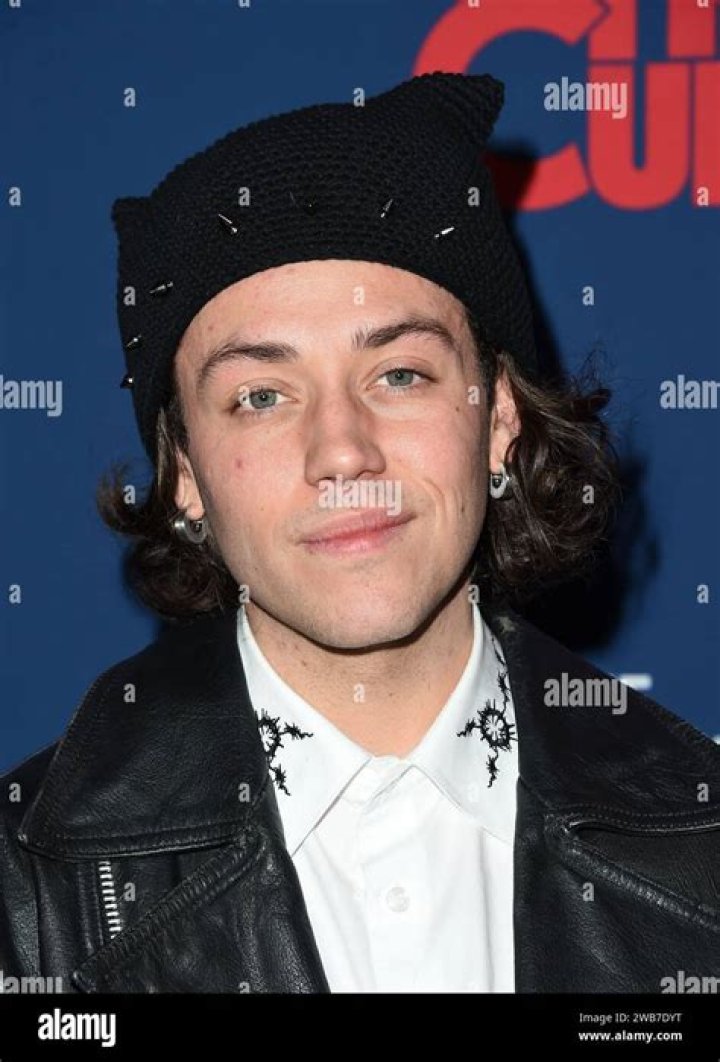 Ethan Cutkosky Partner: Exploring The Life And Relationships Of A Rising Star