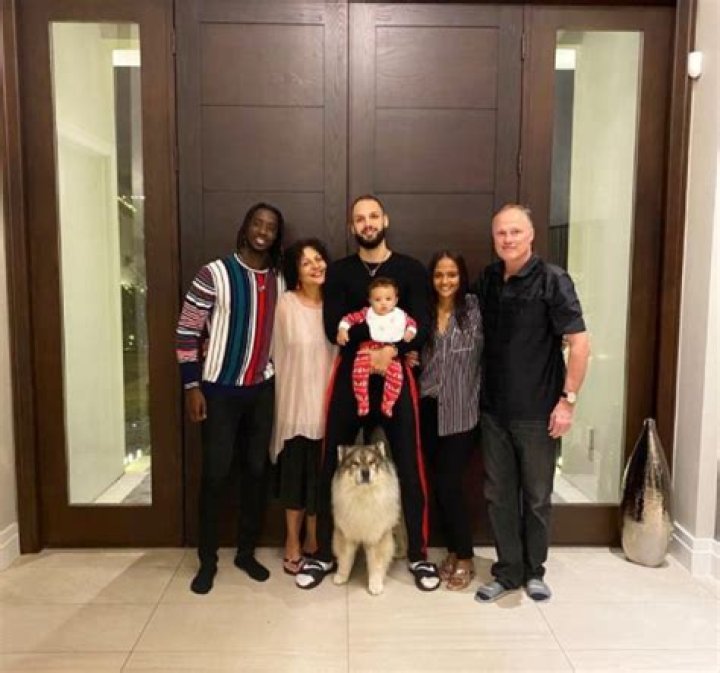 Evan Fournier Bio: NBA & Girlfriend [2023 Update]