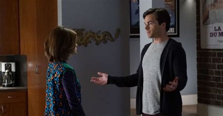 Everything We Know About Nicole On 'Pretty Little Liars' Could Shake Things Up For Ezra & Aria