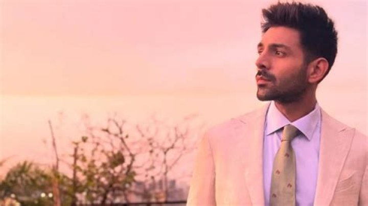 EXCLUSIVE: Chak De India director Shimit Amin locks a period musical; Gets in talks with Kartik Aaryan