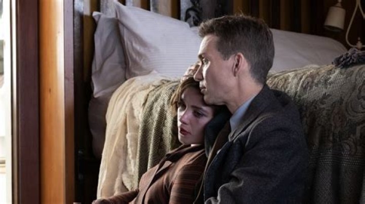 Exploring The Art Of Performance: Florence Pugh's Sex Scenes In Film