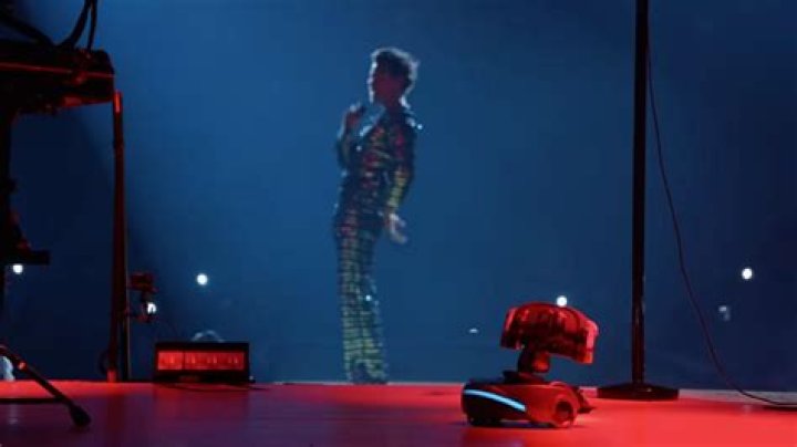 Fans cry over Stomper robot's love story in Harry Styles' Satellite MV
