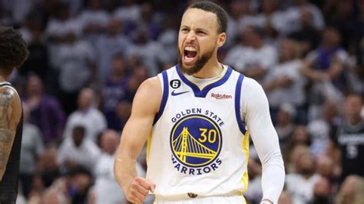 FANS PICK THEIR BEST NBA PLAYER: STEPHEN CURRY