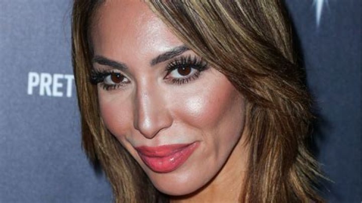Farrah Abraham takes aim at Kim Kardashian’s legal work, reveals a ‘smarter’ suggestion
