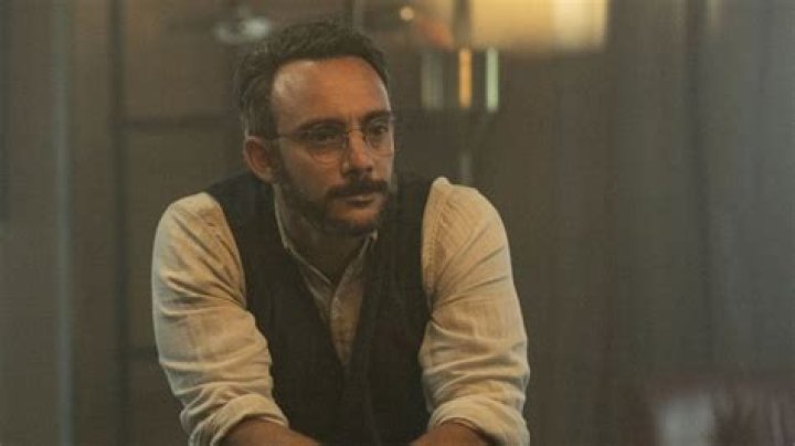 Fear the Walking Dead recap: Howard has the worst day at work while Victor continues to spiral downward