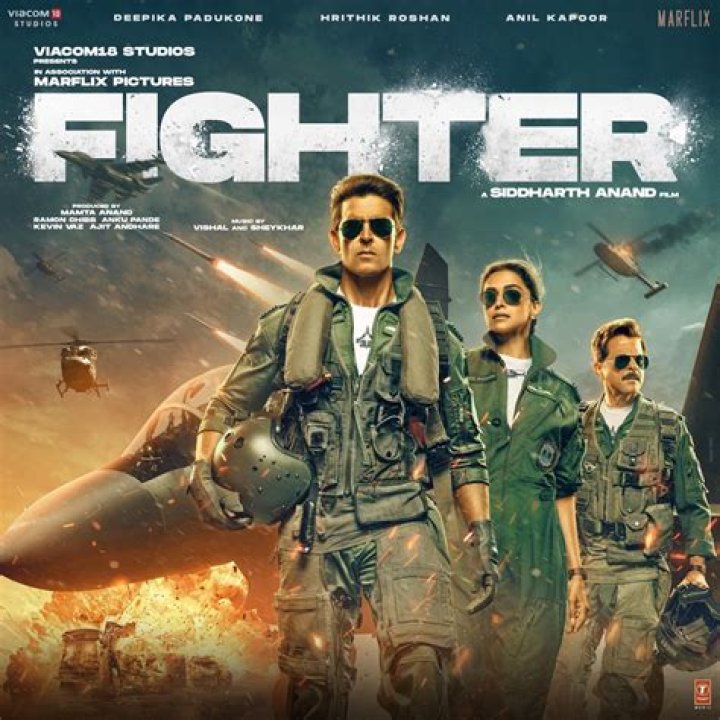 Fighter Box Office Day 2: Hrithik Roshan-Deepika Padukone film sees an excellent holiday jump; Netts 39 crores