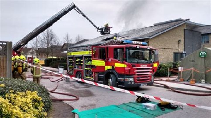 Fire breaks out at Covid vaccination centre as people forced to run from burning building - with jab supply safe