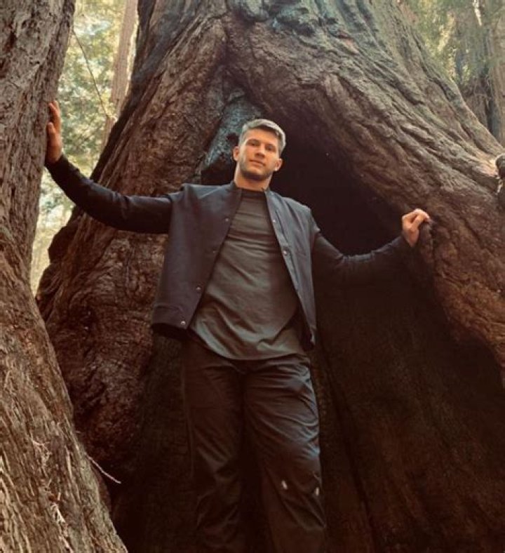 Foster Moreau: Meet his Girlfriend, Bio, Wiki, Age, Career, Net Worth 2023 and More