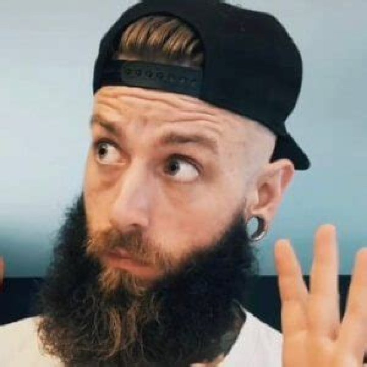 Frank Bergquist (TikTok Star) Wiki, Biography, Age, Girlfriend, Family, Facts, and Many More.
