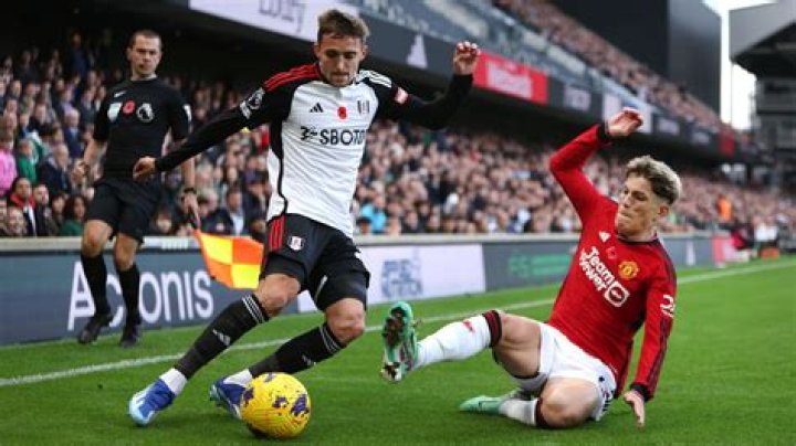 Fulham 0 Man Utd 1 LIVE RESULT: Bruno Fernandes wins it at the death to keep pressure off Ten Hag - latest updates