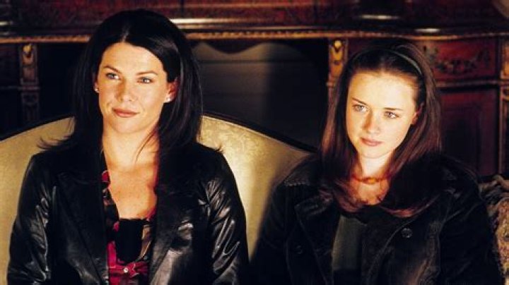 Gilmore Girls' Keiko Agena Says The Show's 'Daunting' Scripts Gave Her Nightmares