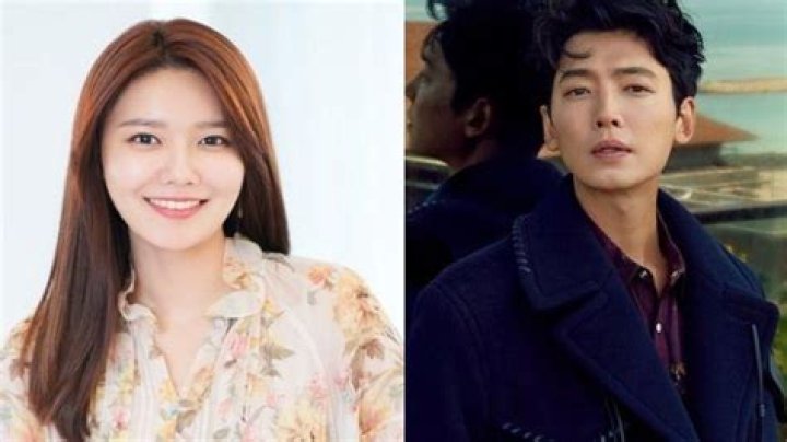 Girls’ Generation’s Sooyoung recalls using 10 year relationship with Jung Kyung Ho to turn down young man