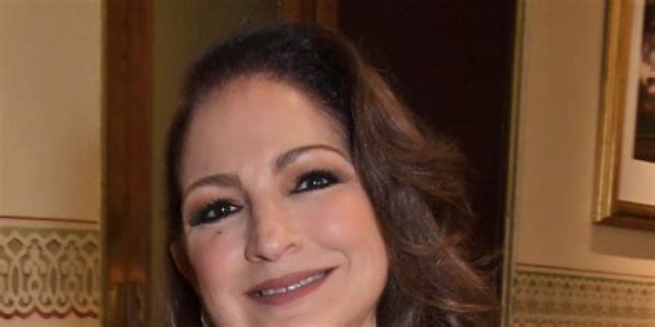 Gloria Estefan - Conga, Age & Accident