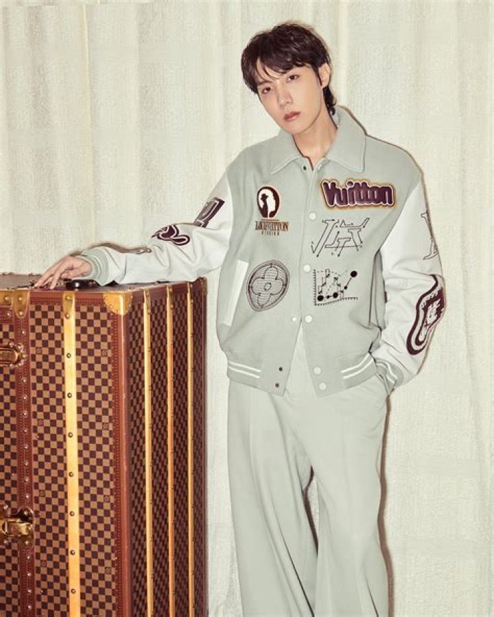 GOT7’s BamBam named newest house ambassador for Louis Vuitton; joins BTS’ J-Hope, LE SSERAFIM, and more