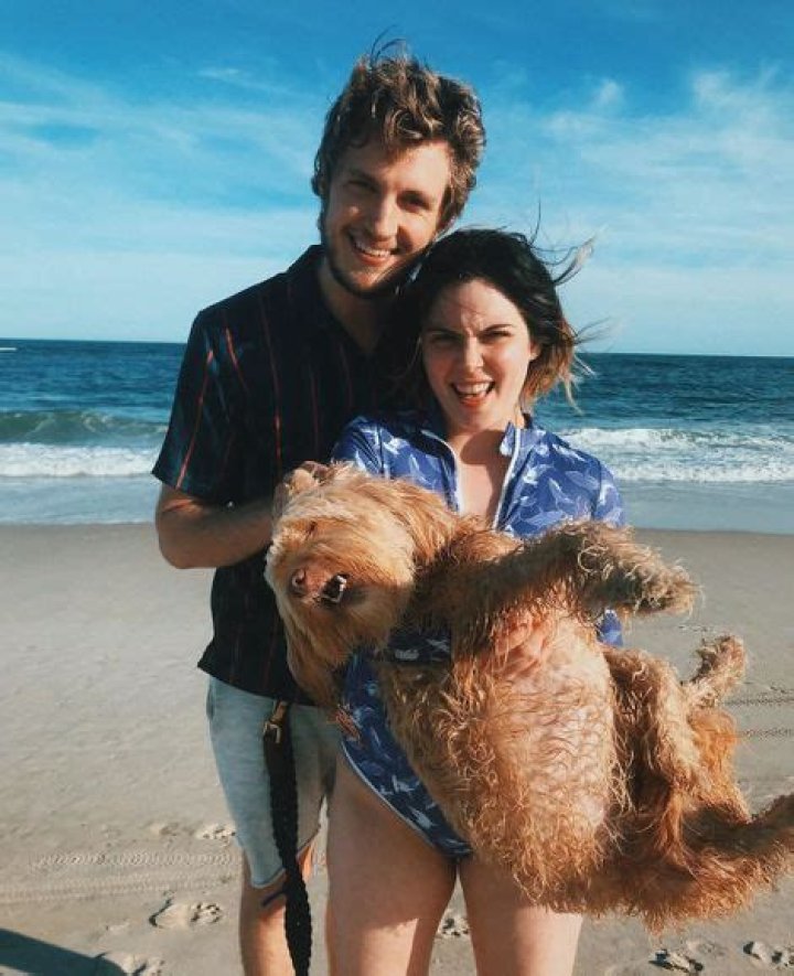 
Grace Phipps Age, Bio, Net Worth, Boyfriend & Married